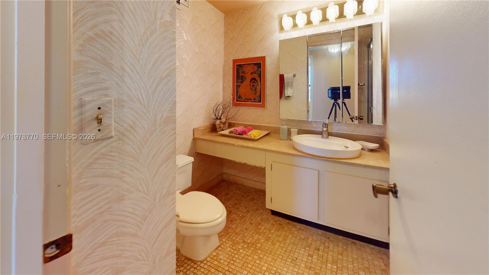 OLYMPUS CONDO - Residential