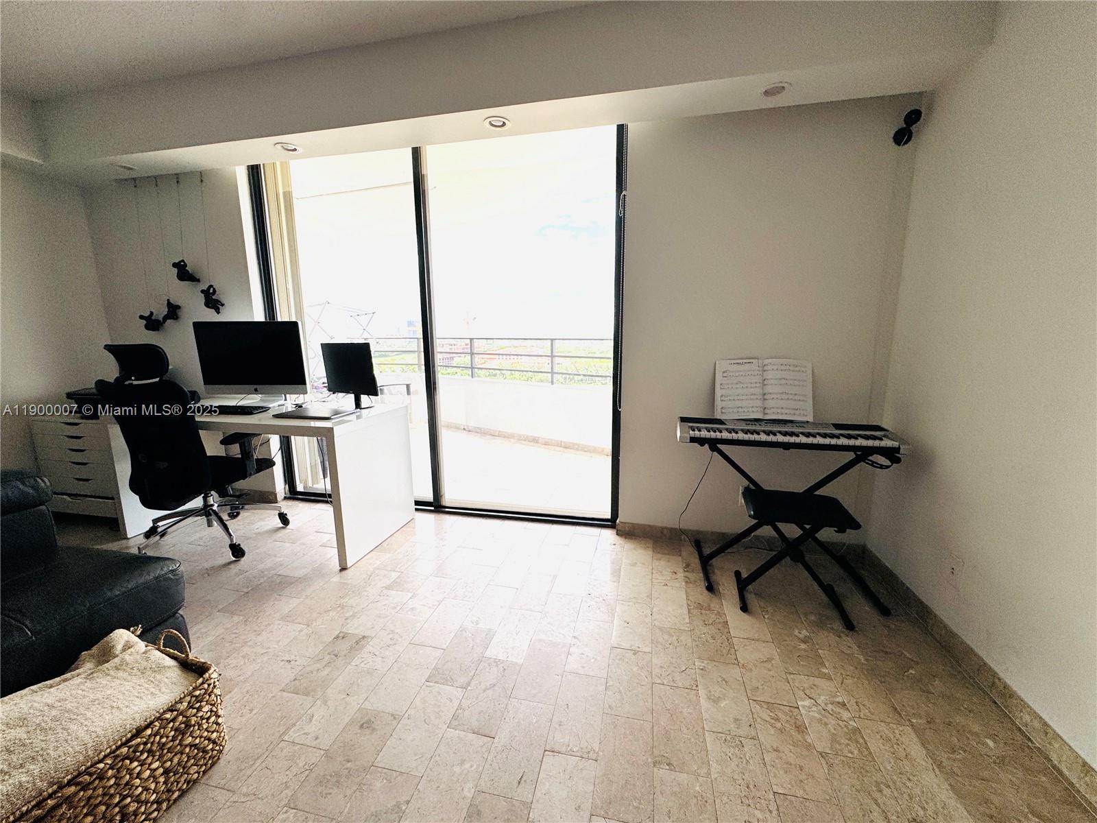 OLYMPUS CONDO PHASE - Residential