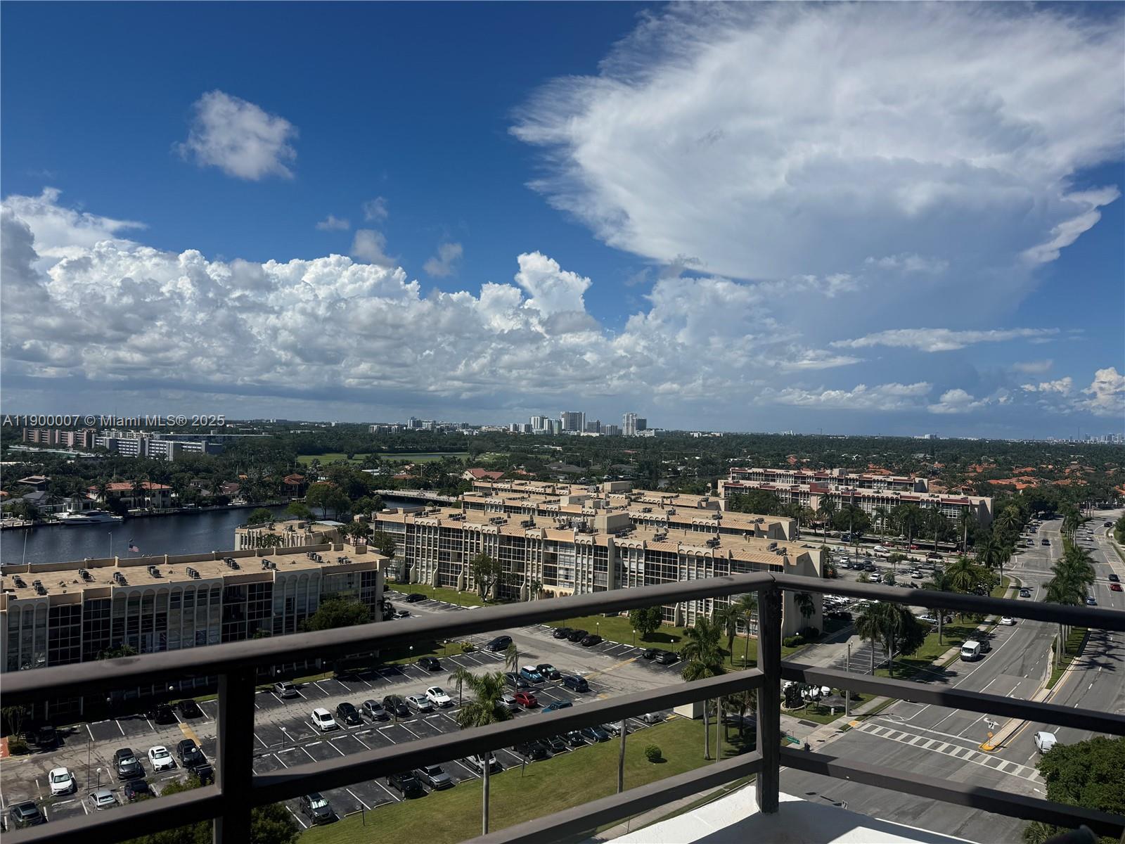 OLYMPUS CONDO PHASE - Residential
