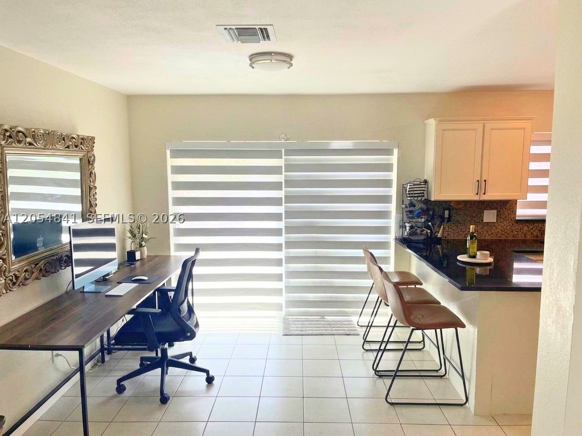 CEDAR WEST HOMES FIRST AD - Residential Lease