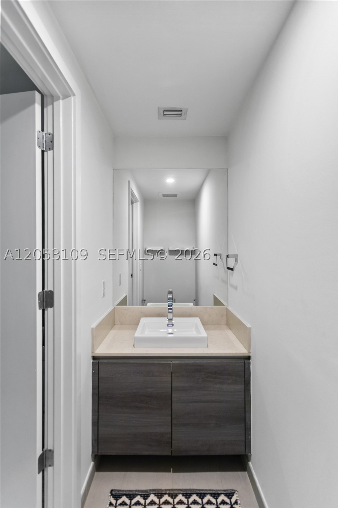 THE BOND (1080 BRICKELL) - Residential