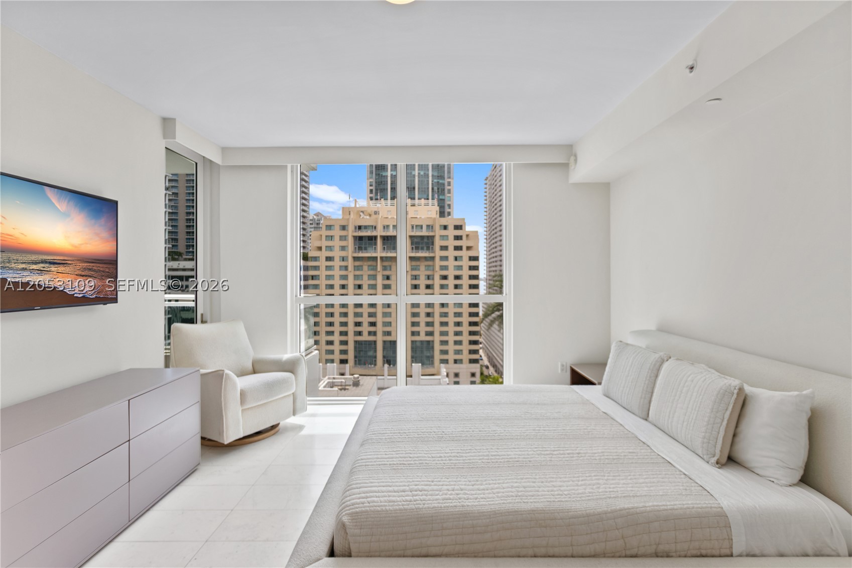 THE BOND (1080 BRICKELL) - Residential