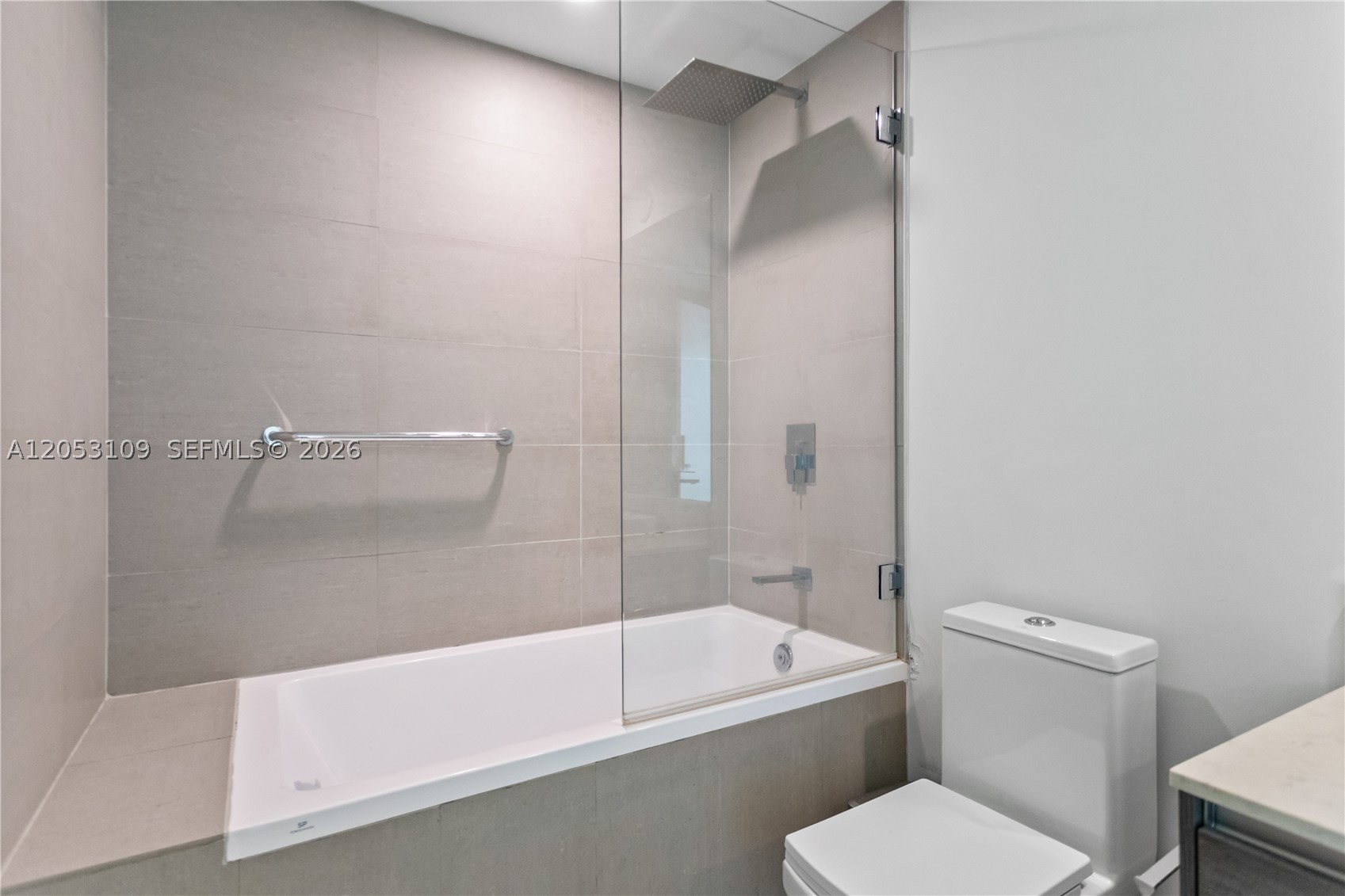 THE BOND (1080 BRICKELL) - Residential
