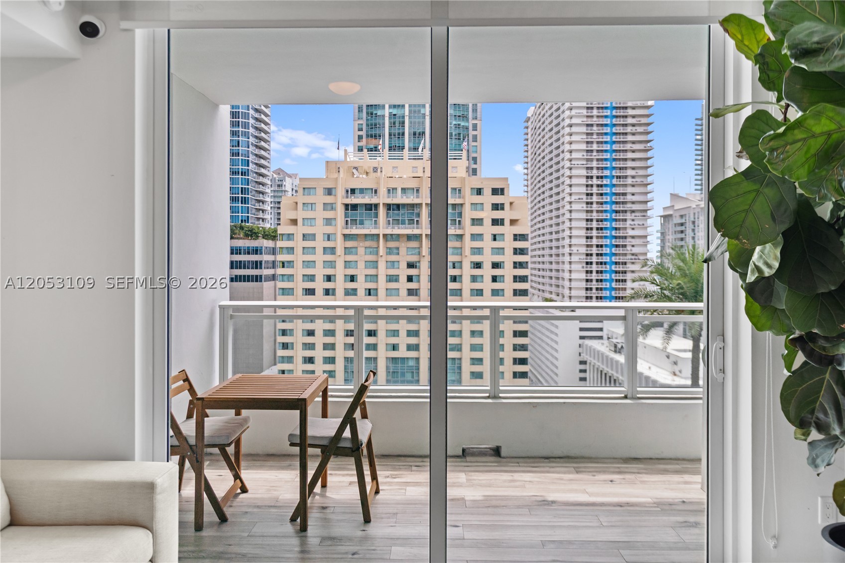 THE BOND (1080 BRICKELL) - Residential