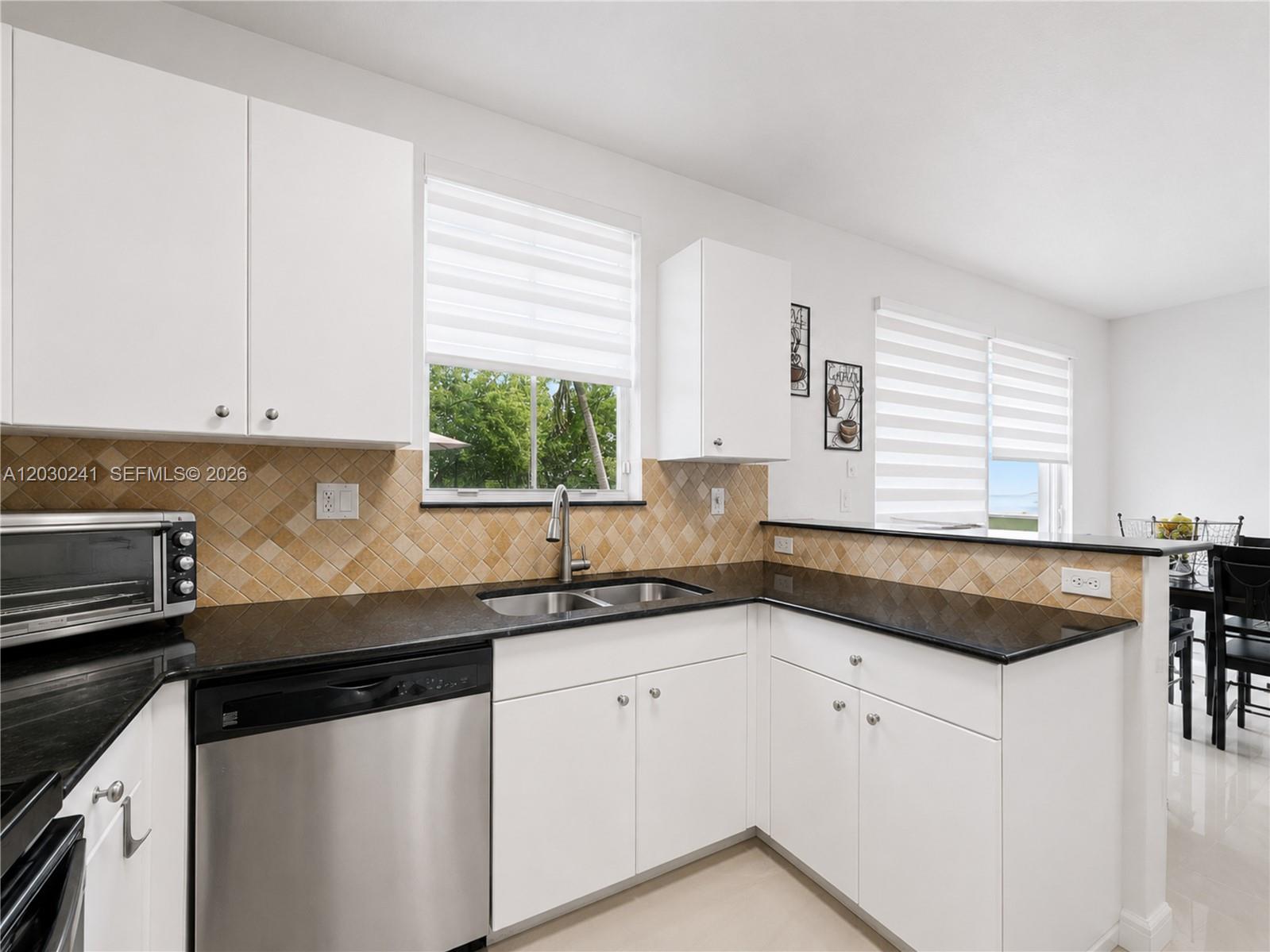 ISLANDS AT DORAL 1ST ADDN - Residential