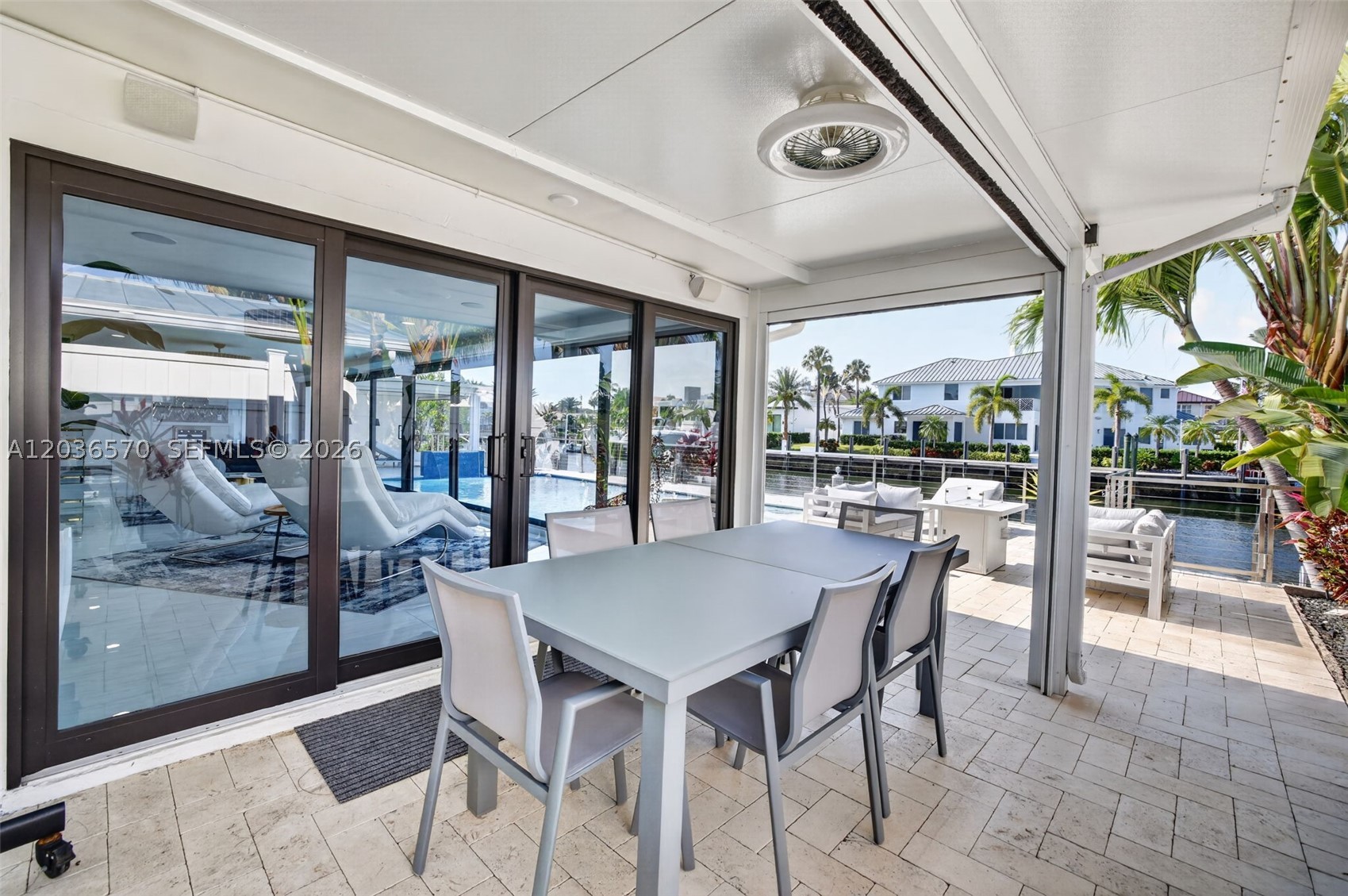 VENETIAN ISLES 1ST SEC - Residential