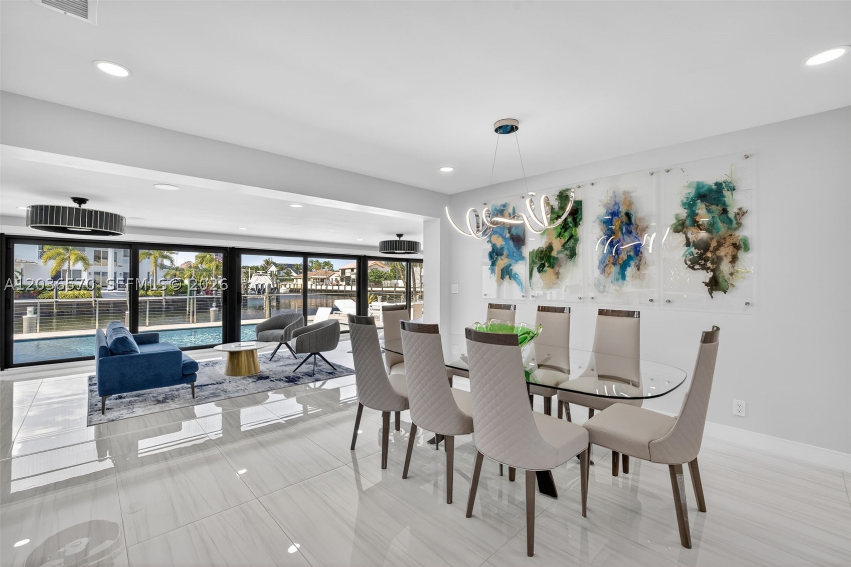 VENETIAN ISLES 1ST SEC - Residential