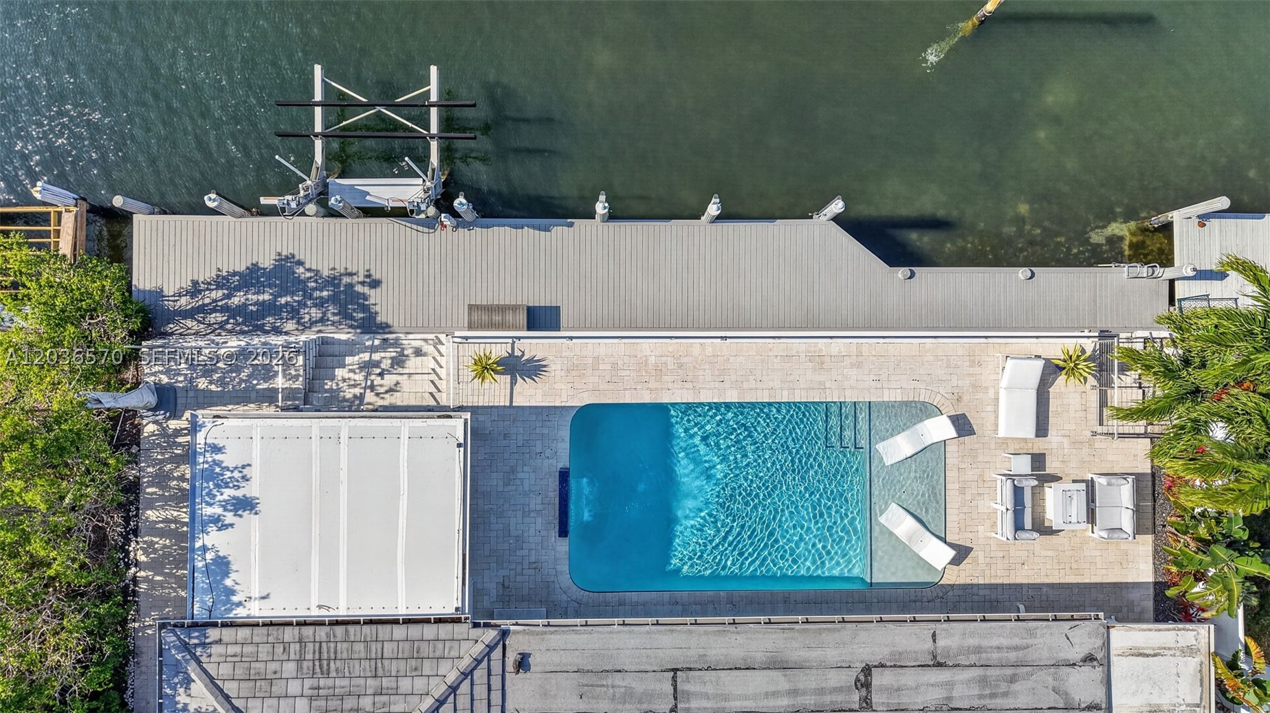 VENETIAN ISLES 1ST SEC - Residential