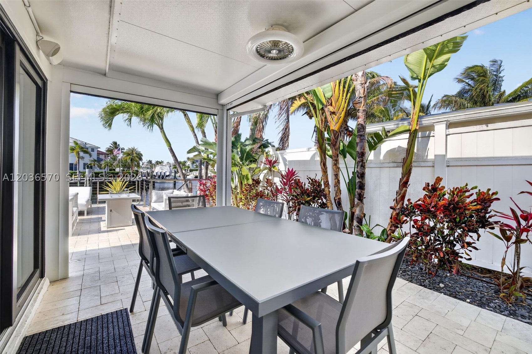 VENETIAN ISLES 1ST SEC - Residential