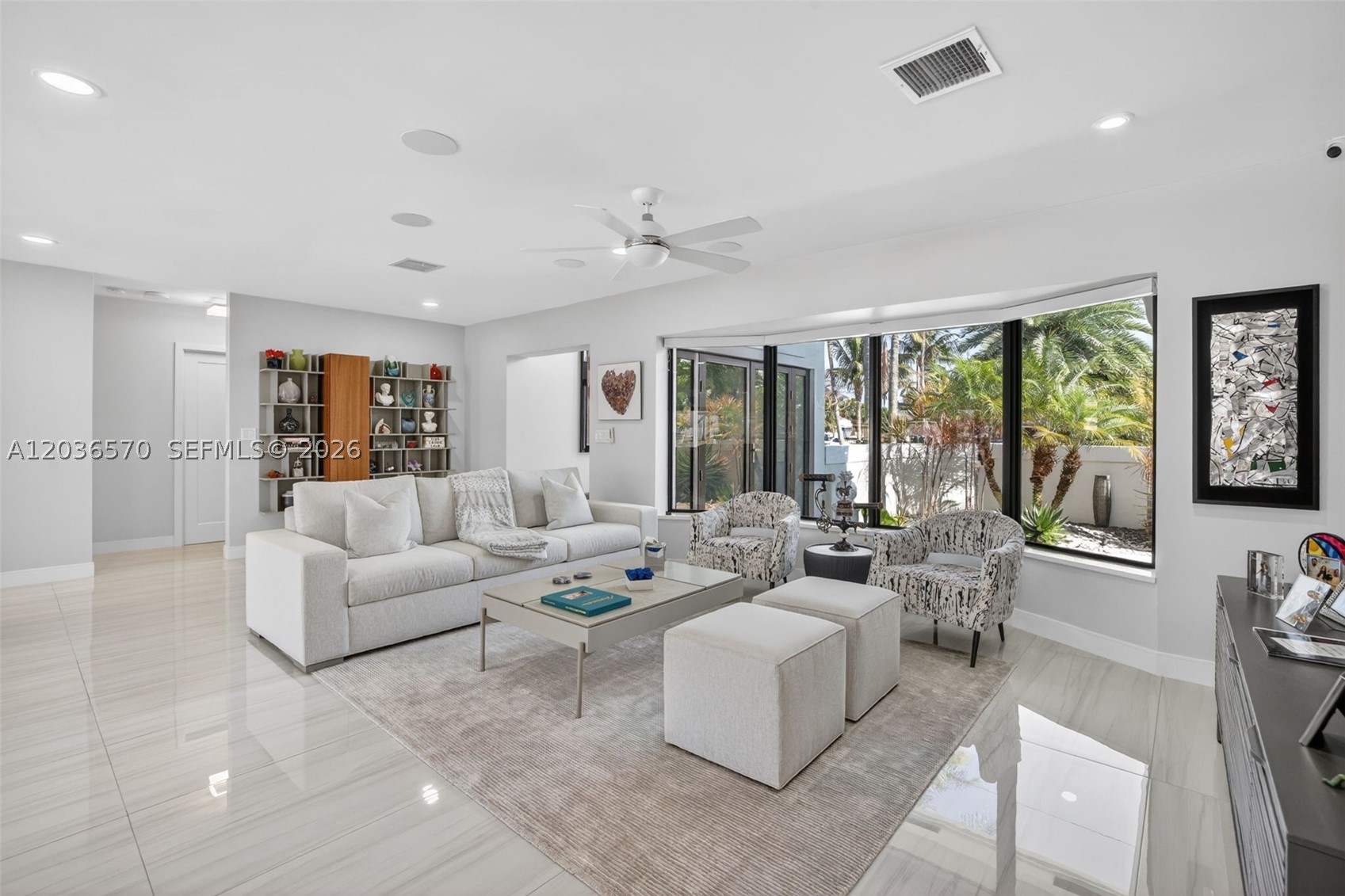VENETIAN ISLES 1ST SEC - Residential