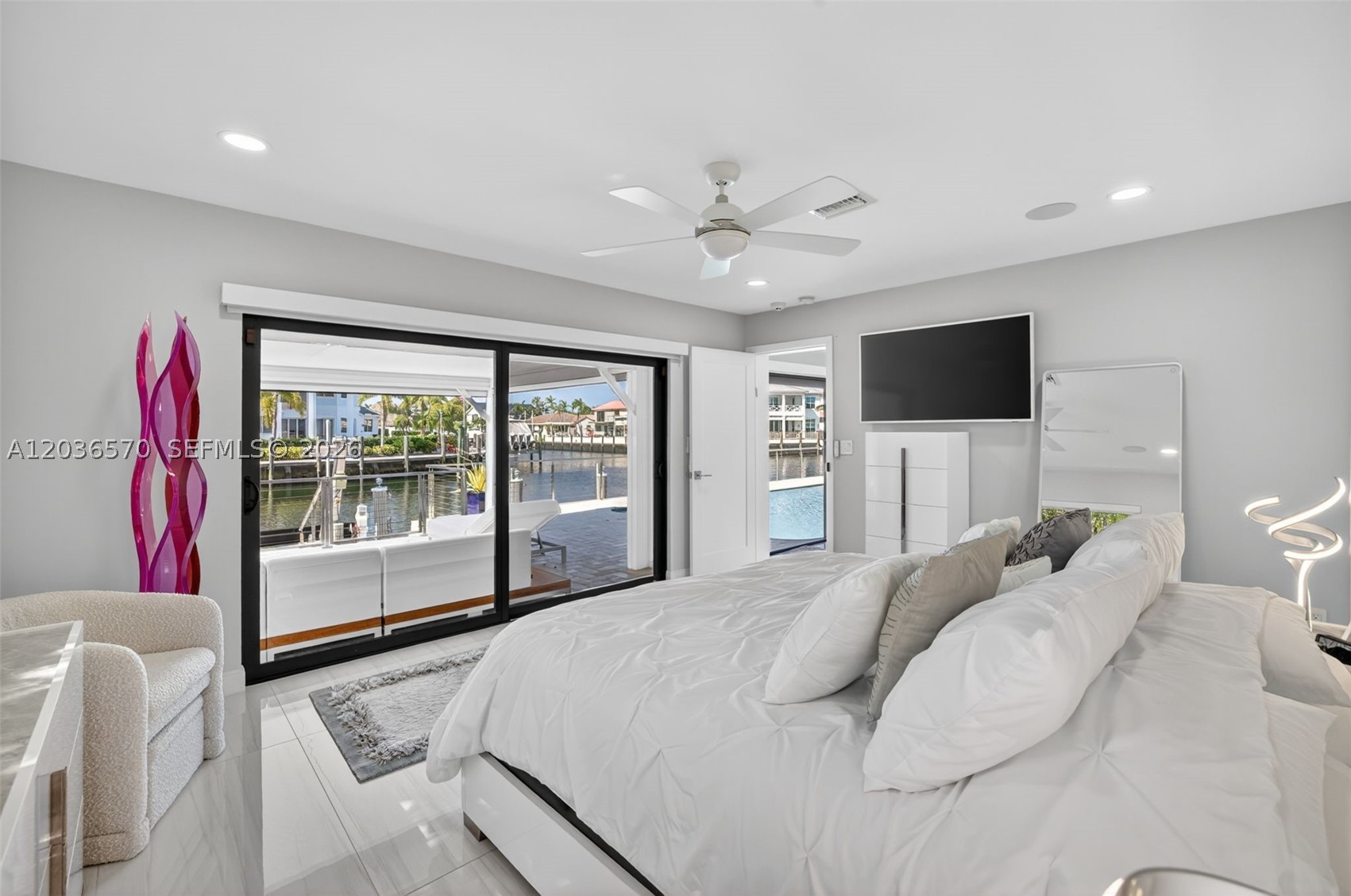 VENETIAN ISLES 1ST SEC - Residential