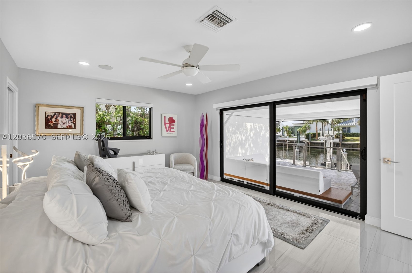 VENETIAN ISLES 1ST SEC - Residential
