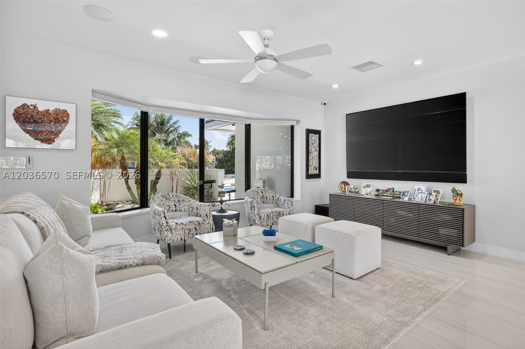 VENETIAN ISLES 1ST SEC - Residential