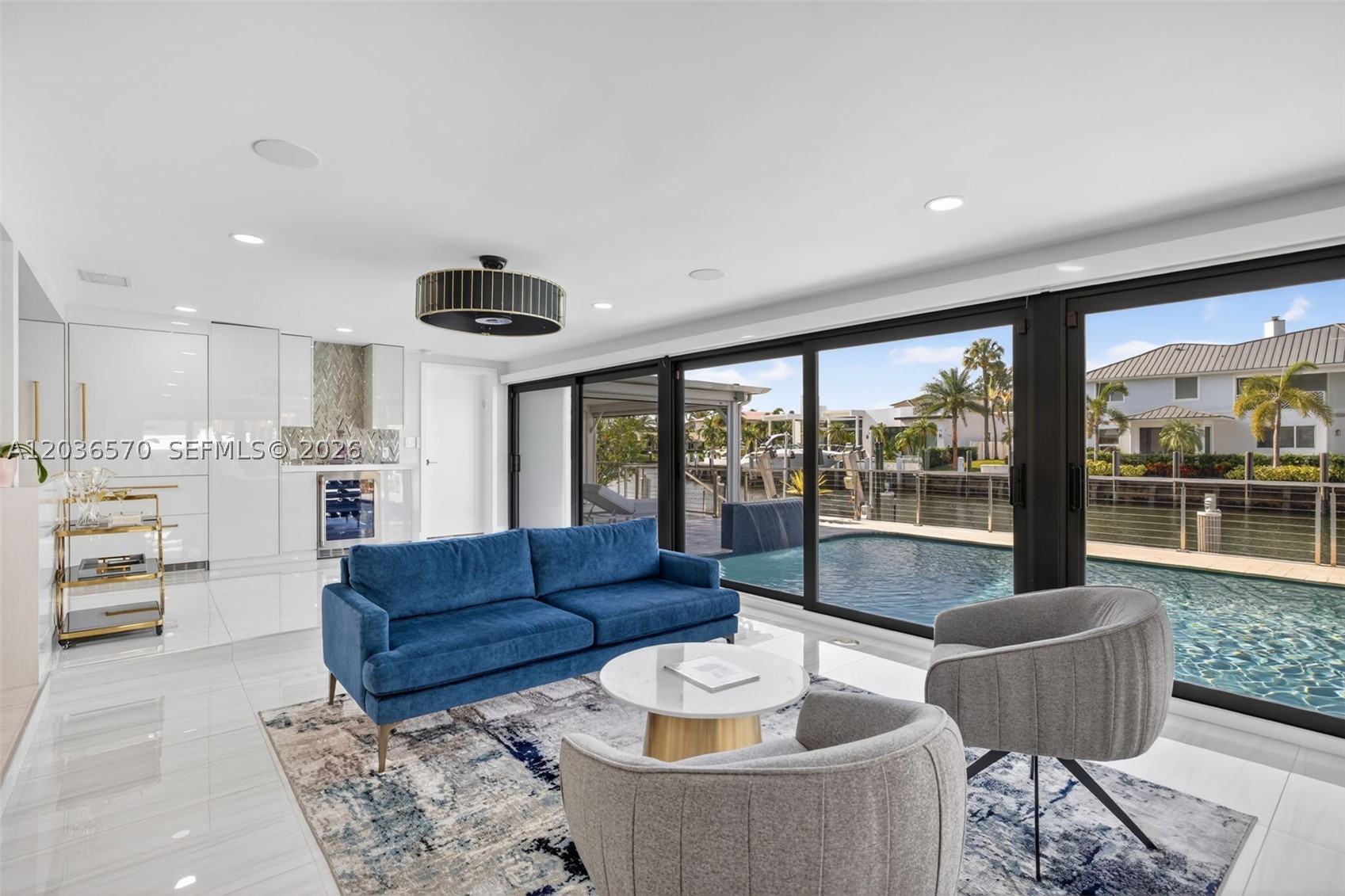 VENETIAN ISLES 1ST SEC - Residential
