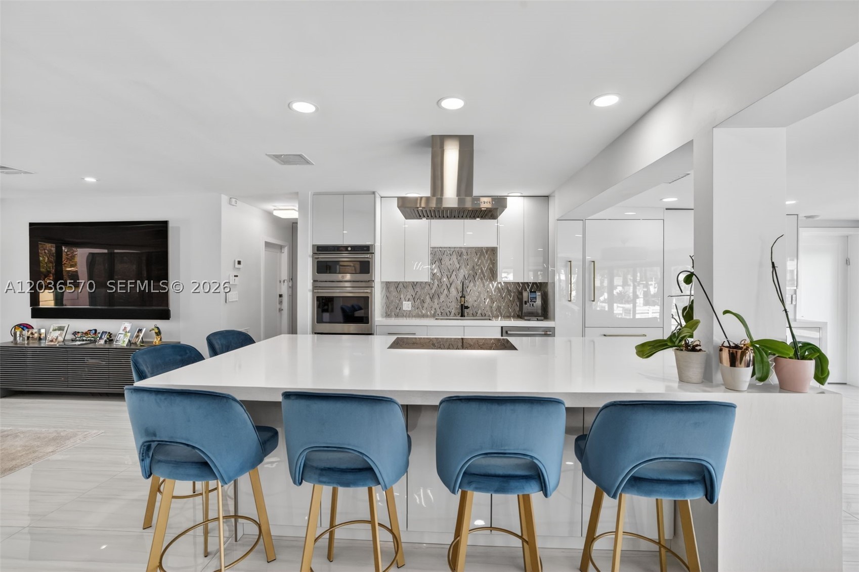 VENETIAN ISLES 1ST SEC - Residential