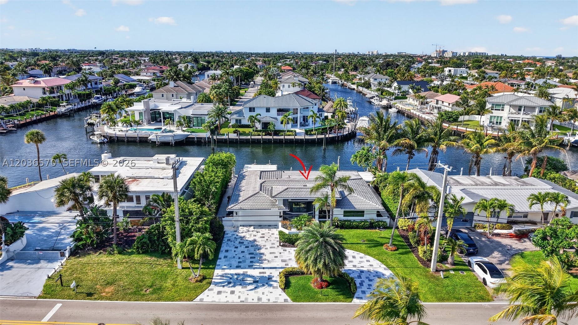 VENETIAN ISLES 1ST SEC - Residential