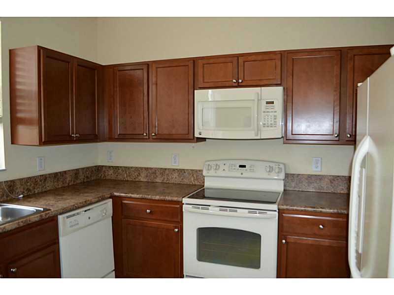 ISLANDS AT DORAL NORTHWES - Residential Lease