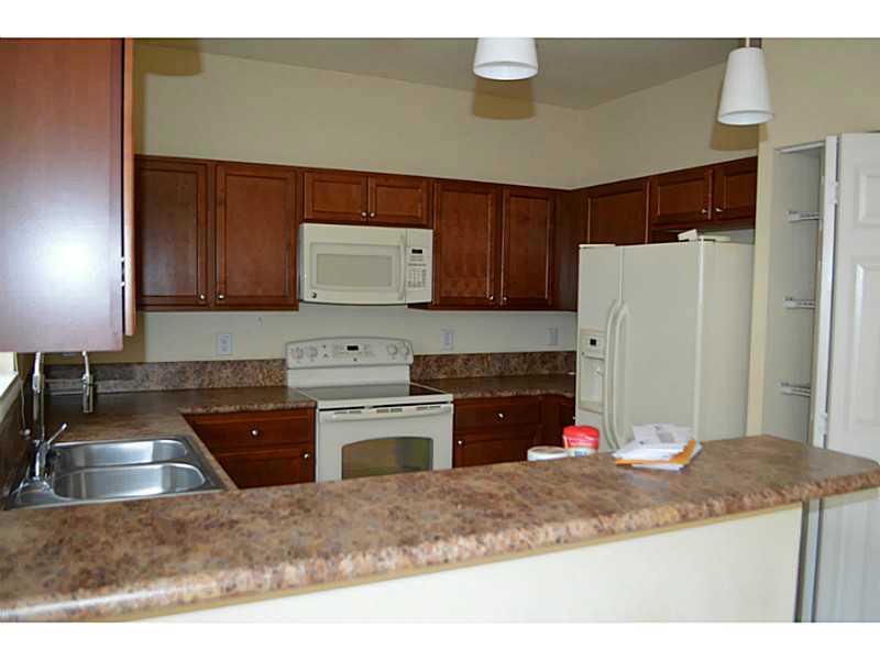 ISLANDS AT DORAL NORTHWES - Residential Lease