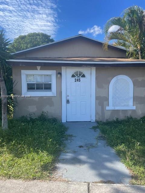 GREAT 3/1 CORNER HOME NEAR TO MANY FABULOUS PLACES AND MAYOR HIGHWAYS ACCESS.



THIS PROPERTY CAN BE FINANCED BY THE OWNER