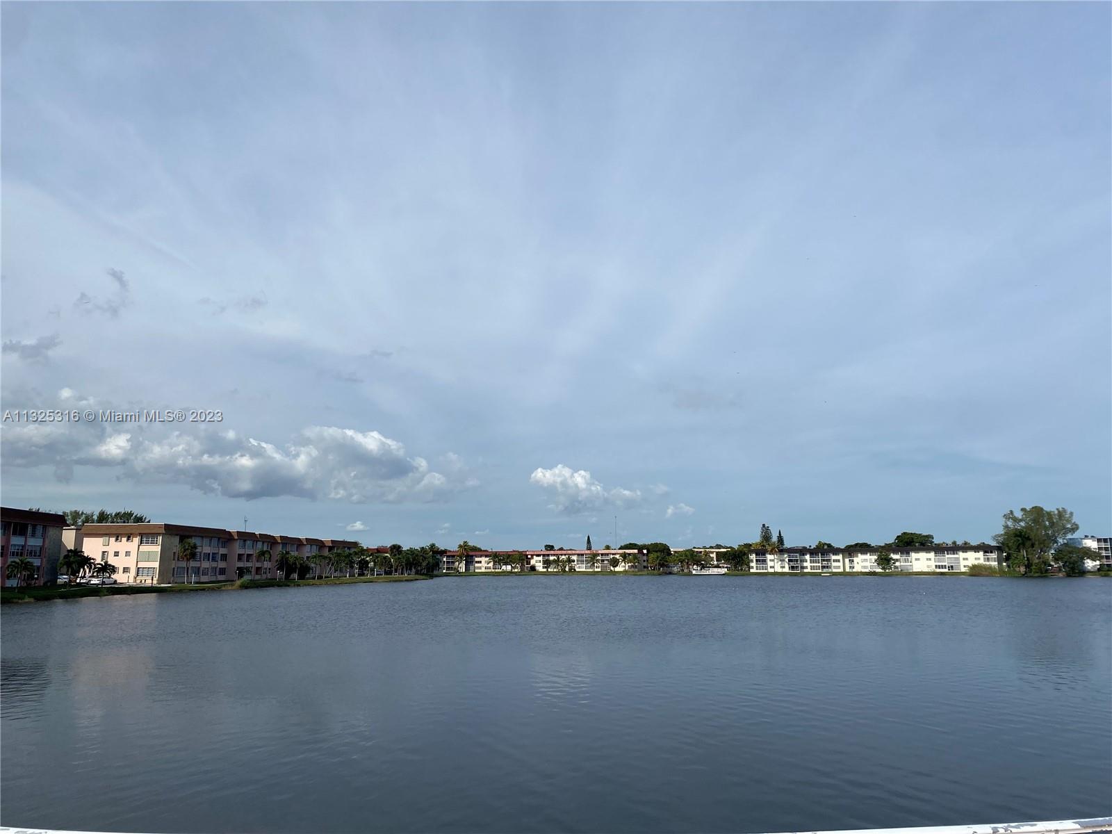 FOURTH MOORINGS CONDO - Residential