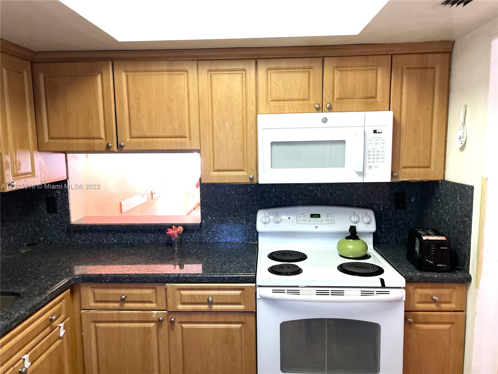 FOURTH MOORINGS CONDO - Residential
