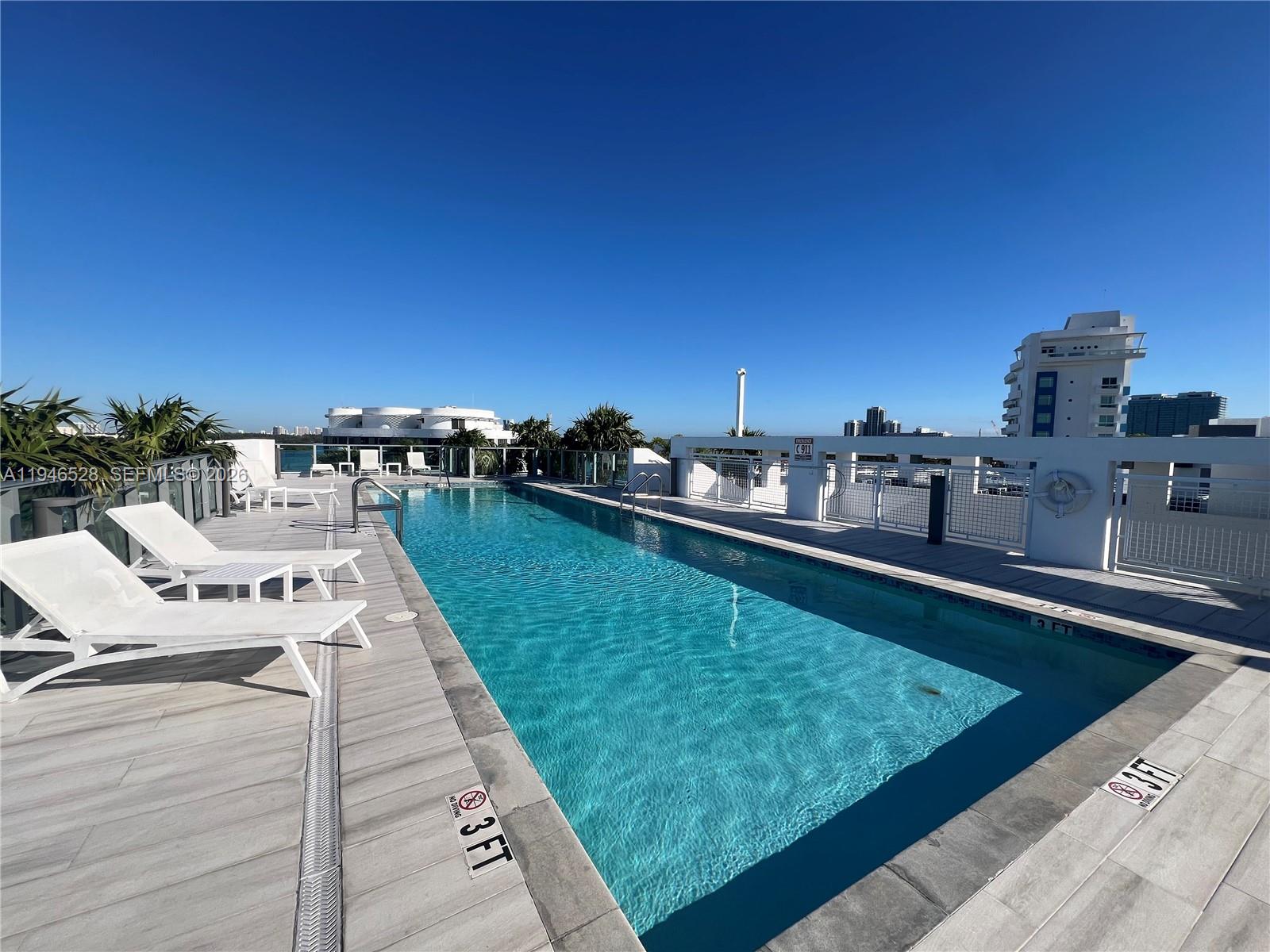 THE PALMS CONDO - Residential