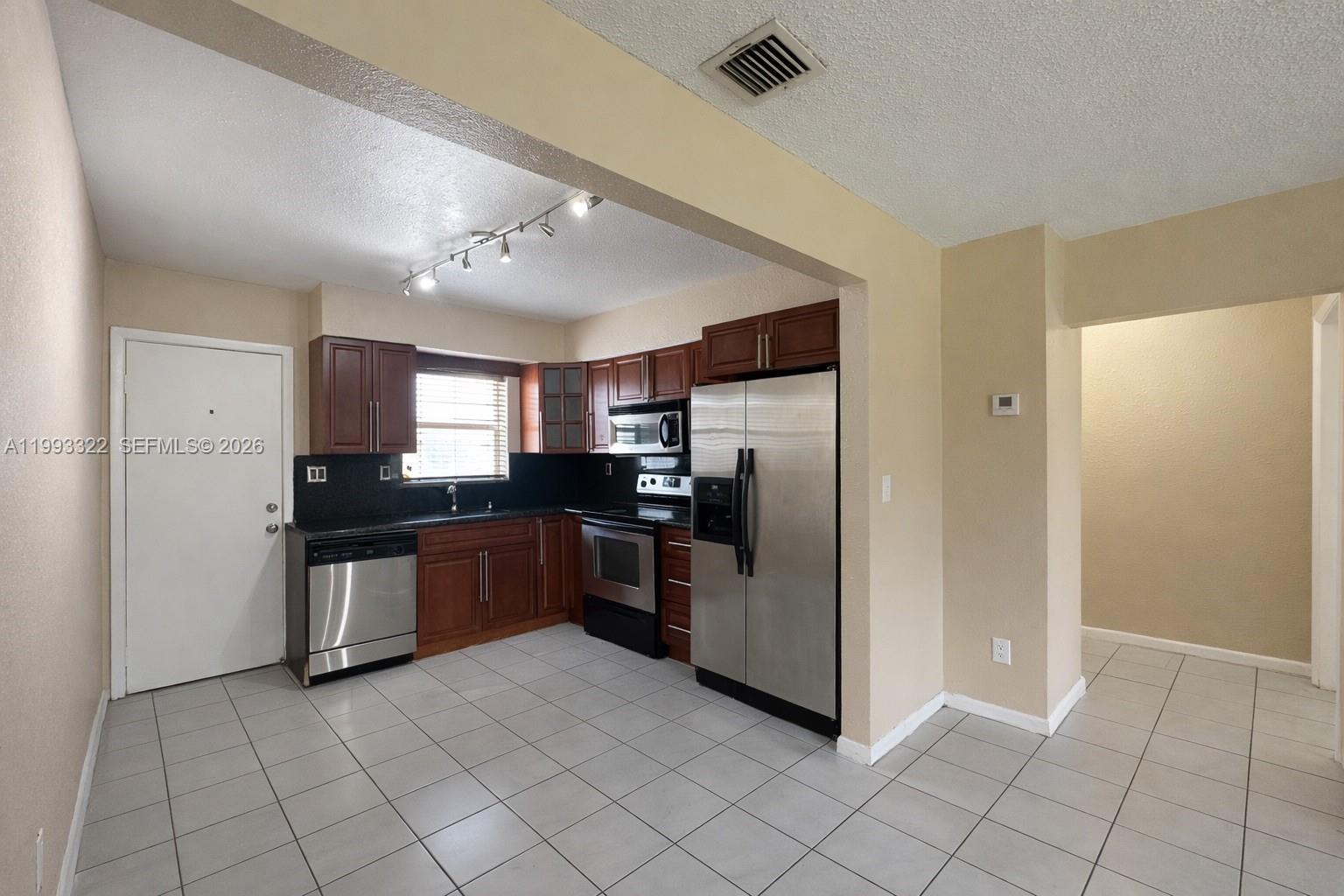 HOLLYWOOD BEACH GARDENS - Residential Income
