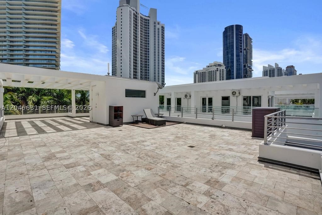 BEACHWALK - Residential Lease