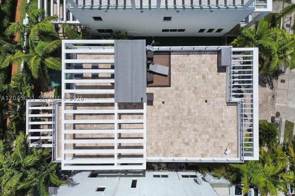 BEACHWALK - Residential Lease