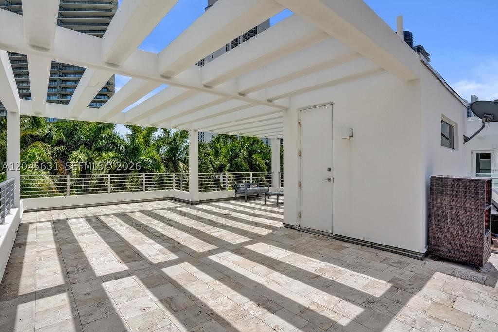 BEACHWALK - Residential Lease