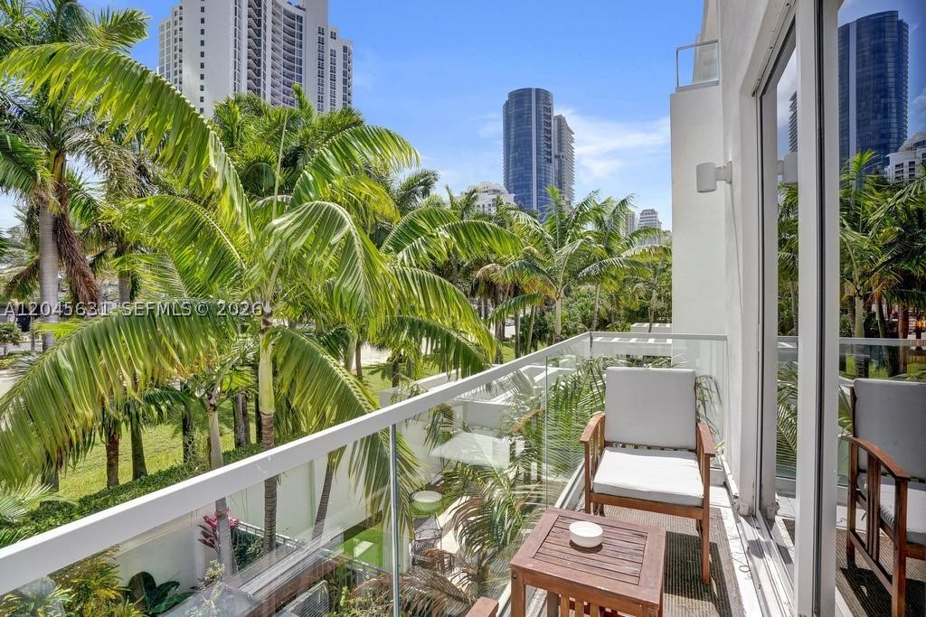 BEACHWALK - Residential Lease