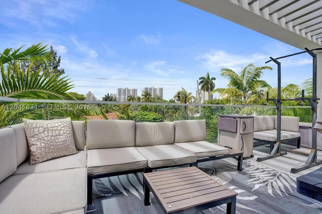BEACHWALK - Residential Lease