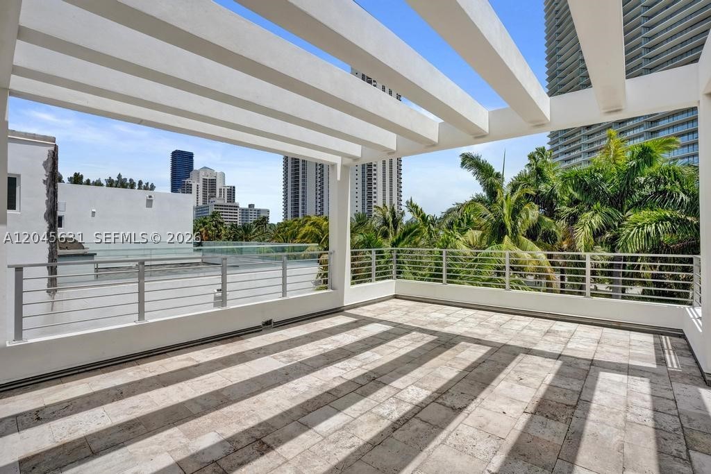 BEACHWALK - Residential Lease