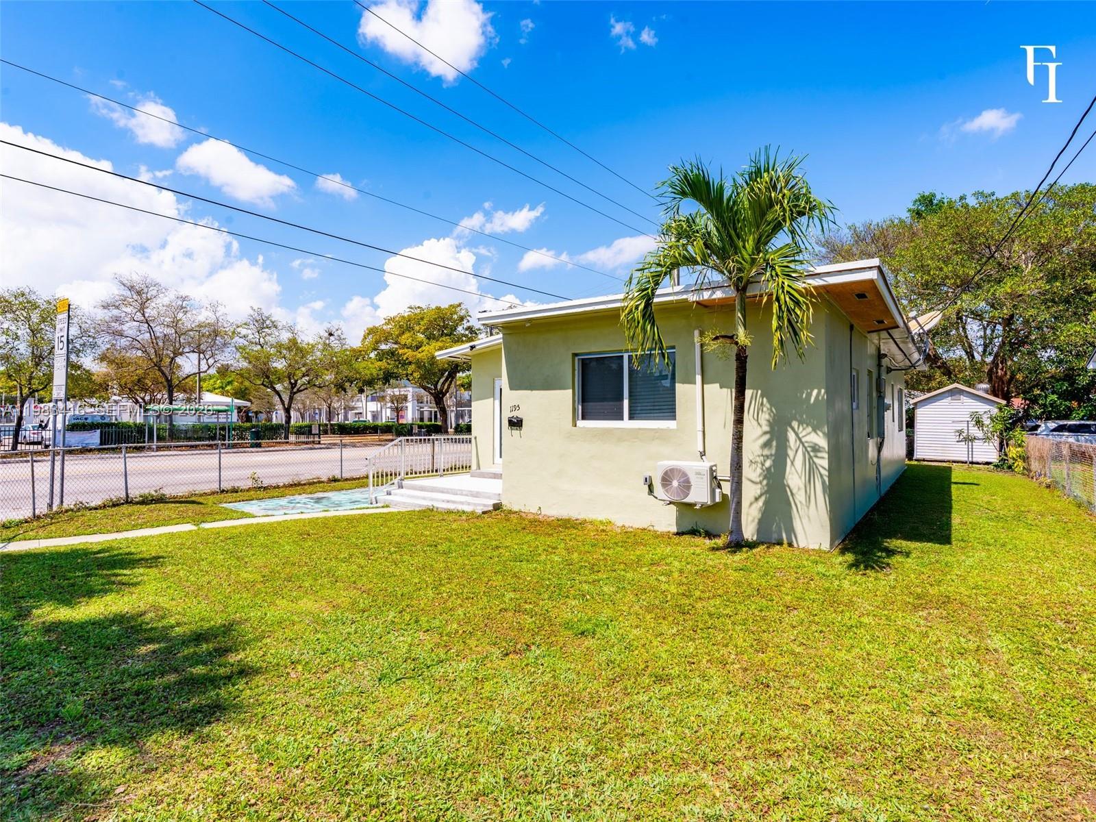 CRESTWOOD - Residential