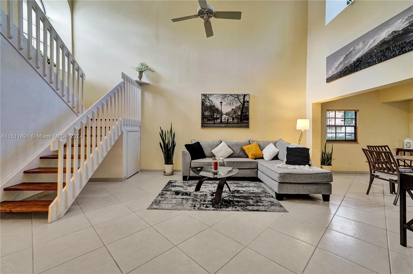 EMERALD OAKS 22 CONDO - Residential