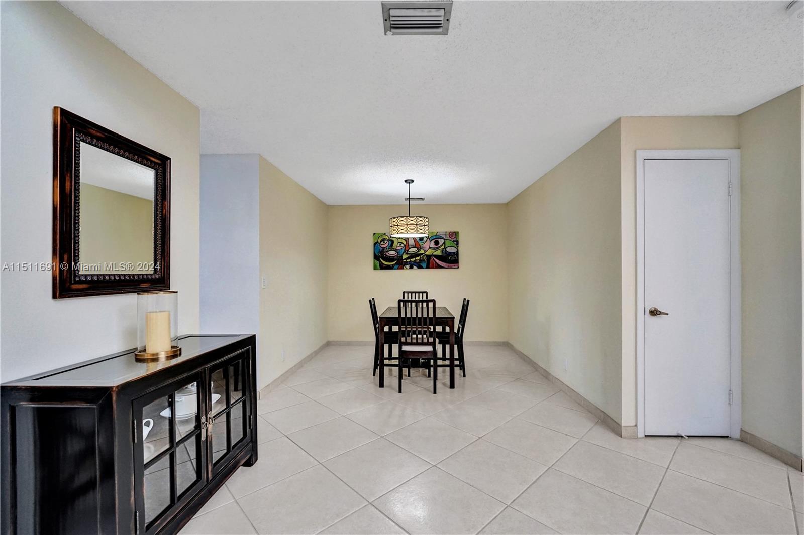EMERALD OAKS 22 CONDO - Residential