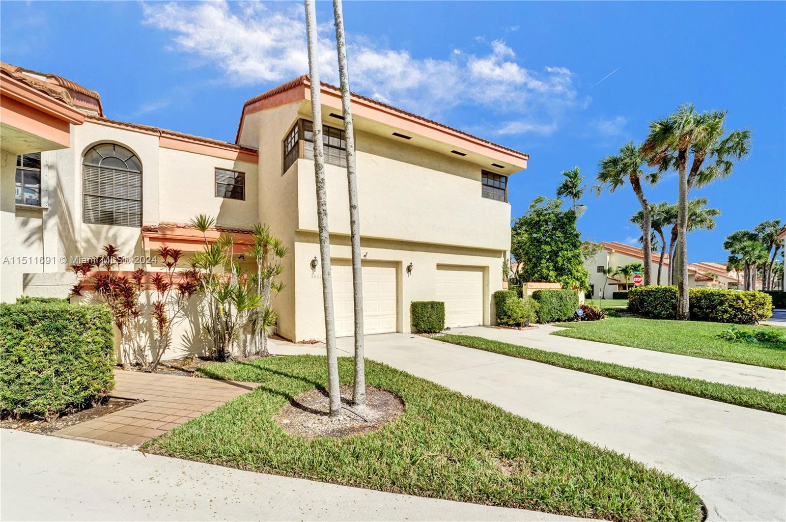EMERALD OAKS 22 CONDO - Residential