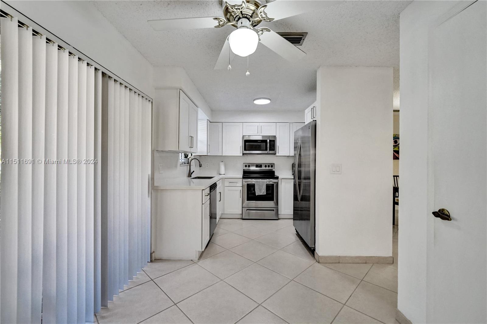 EMERALD OAKS 22 CONDO - Residential