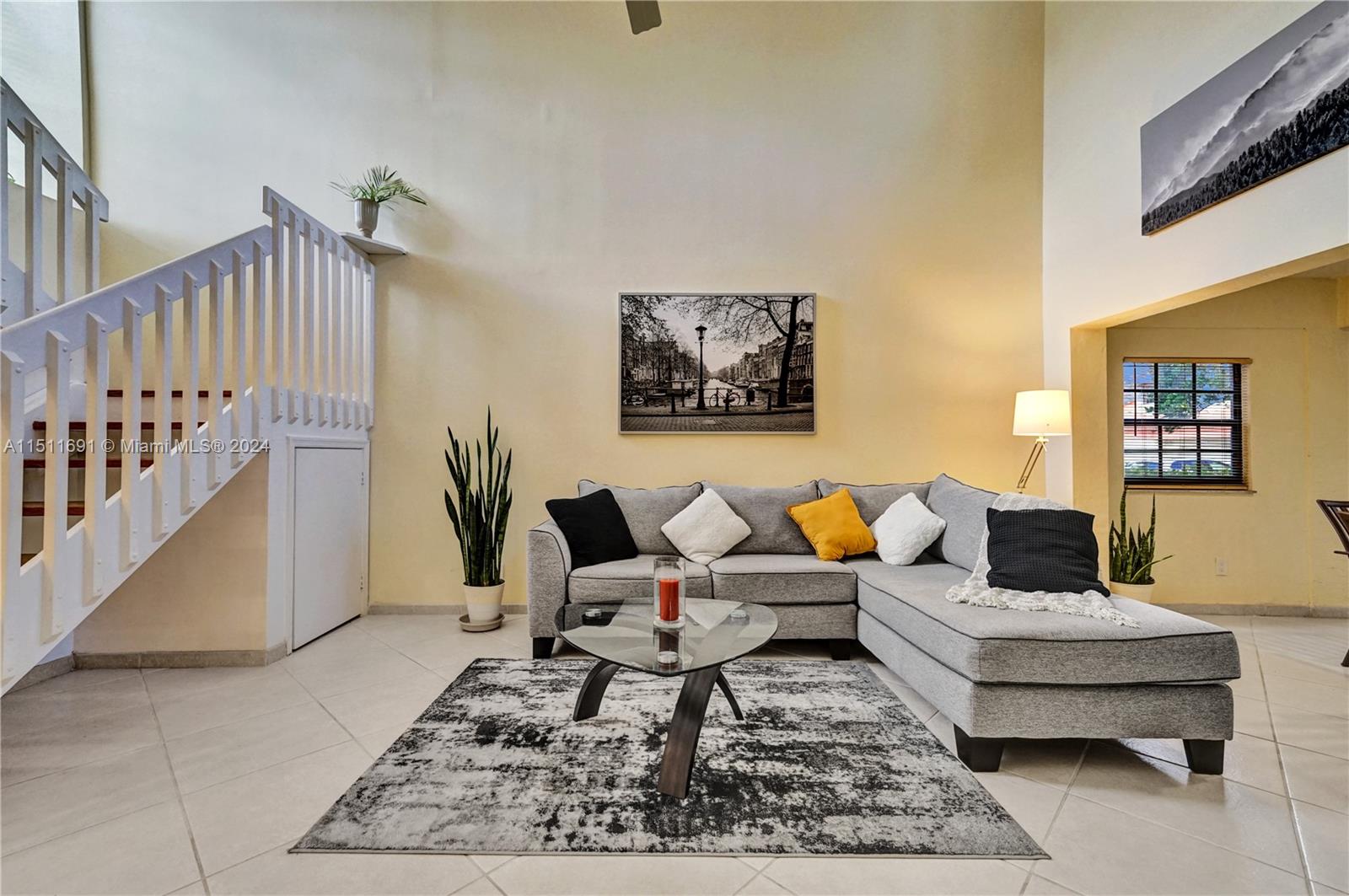 EMERALD OAKS 22 CONDO - Residential