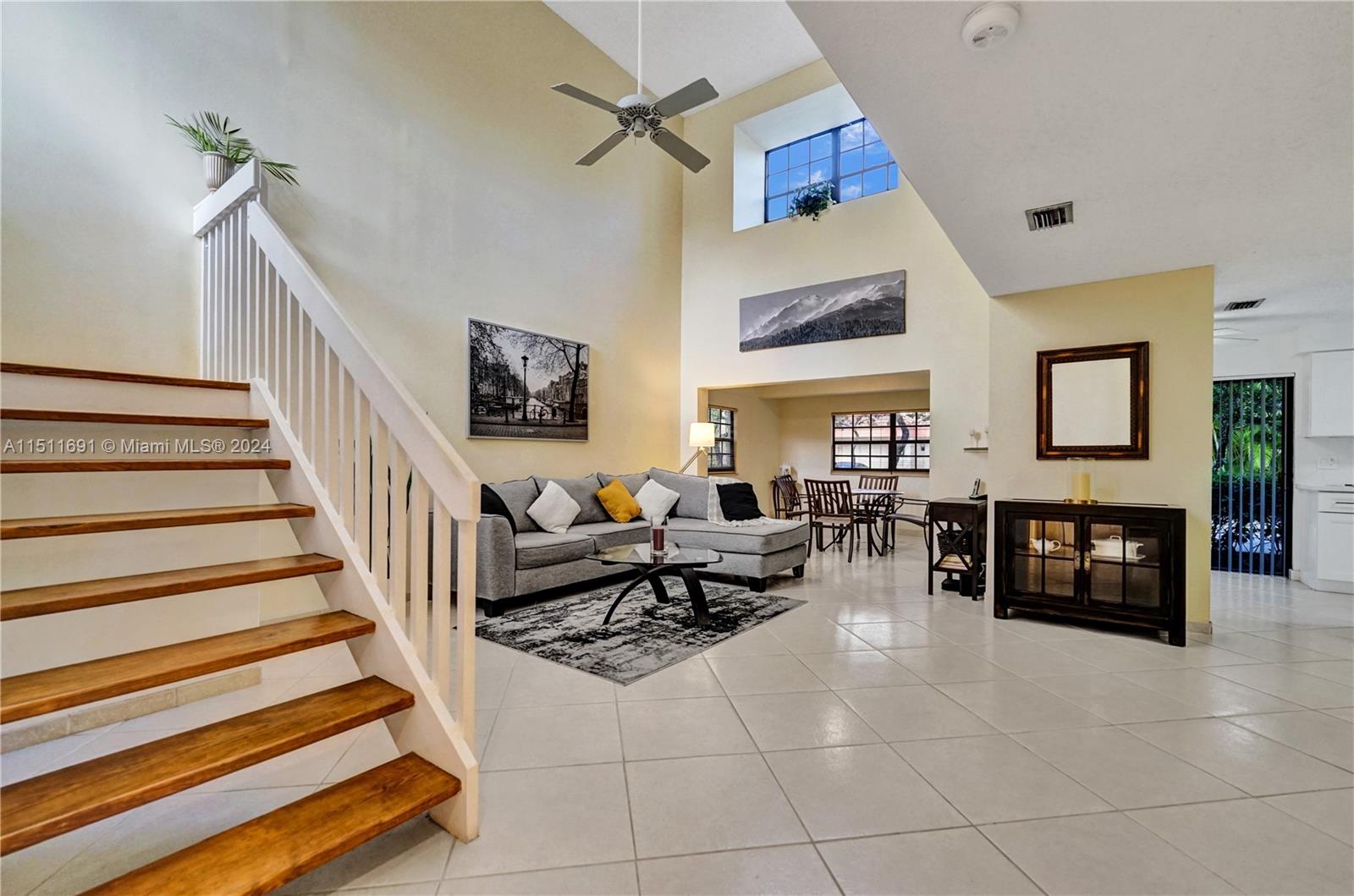 EMERALD OAKS 22 CONDO - Residential