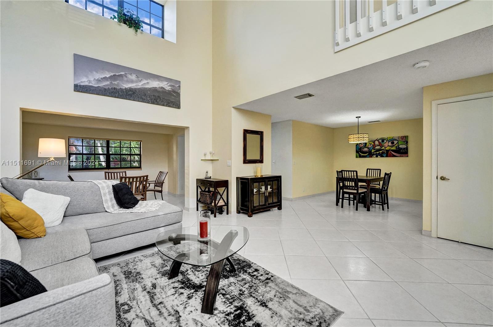 EMERALD OAKS 22 CONDO - Residential