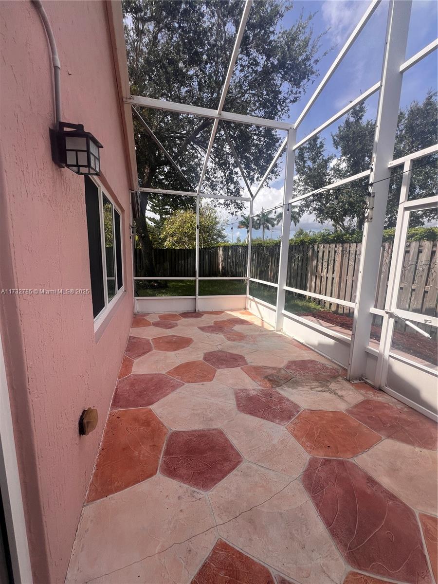 PEMBROKE ISLES - Residential Lease