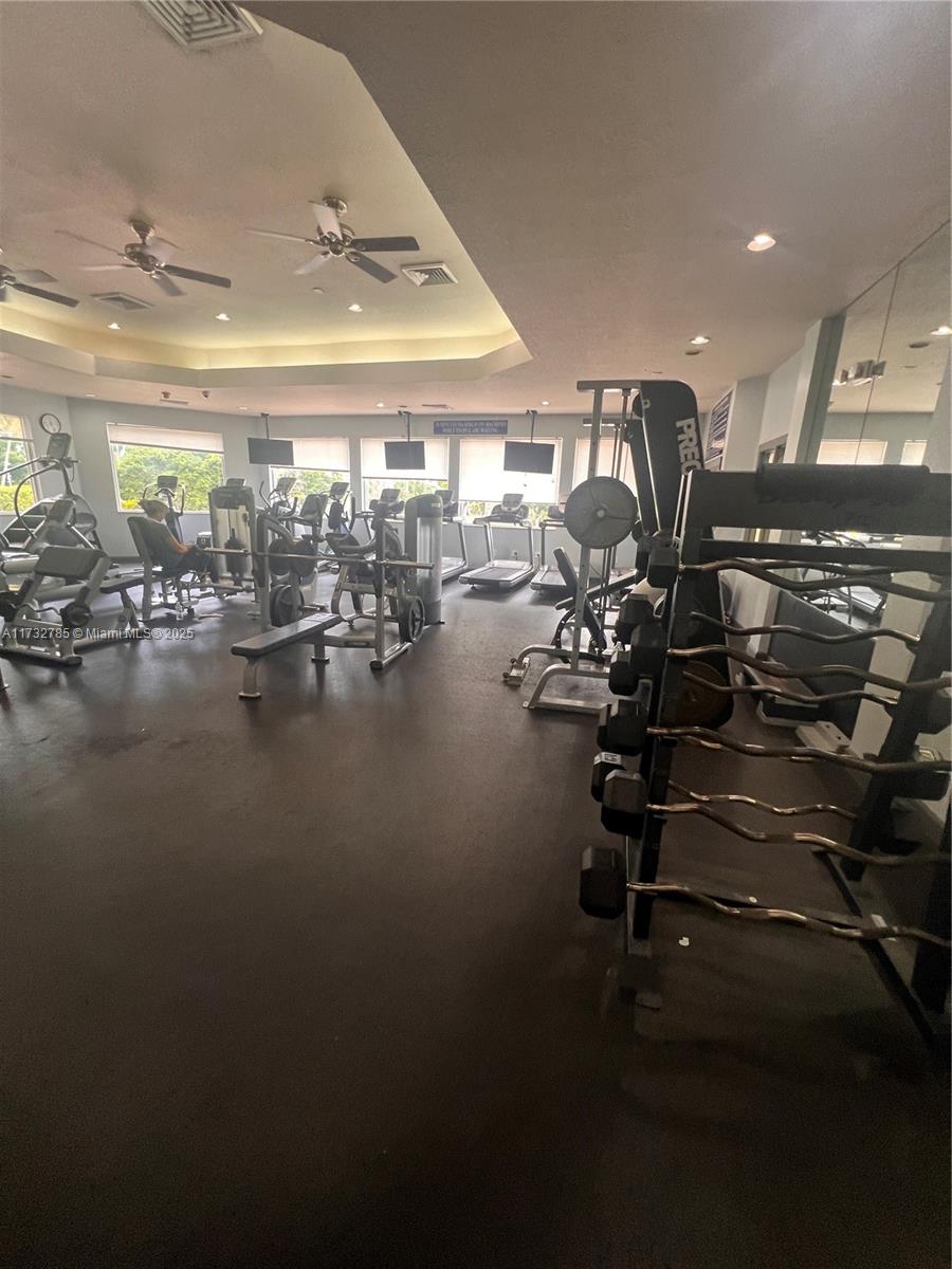 PEMBROKE ISLES - Residential Lease