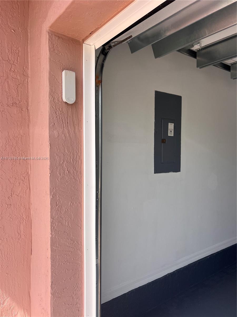 PEMBROKE ISLES - Residential Lease