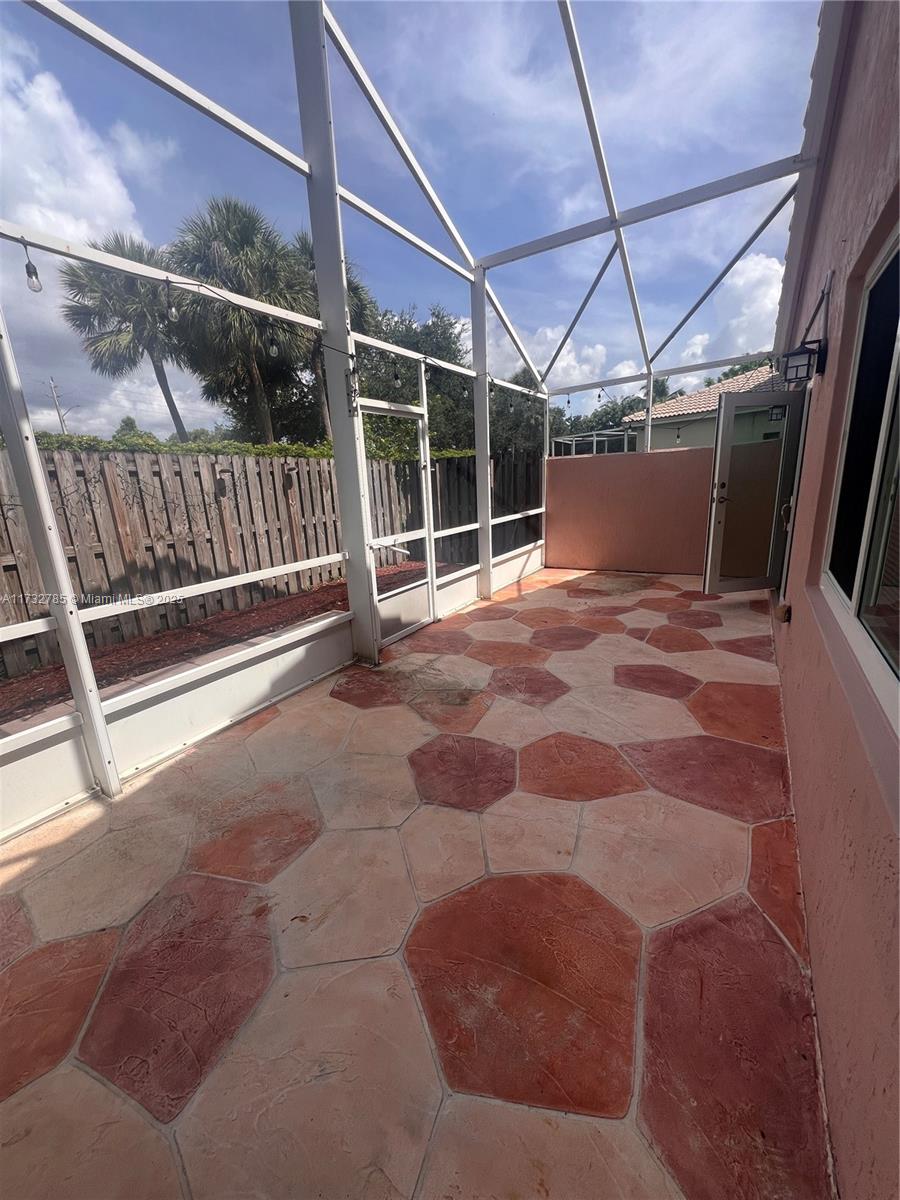 PEMBROKE ISLES - Residential Lease