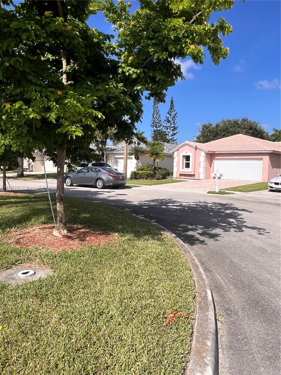 PEMBROKE ISLES - Residential Lease