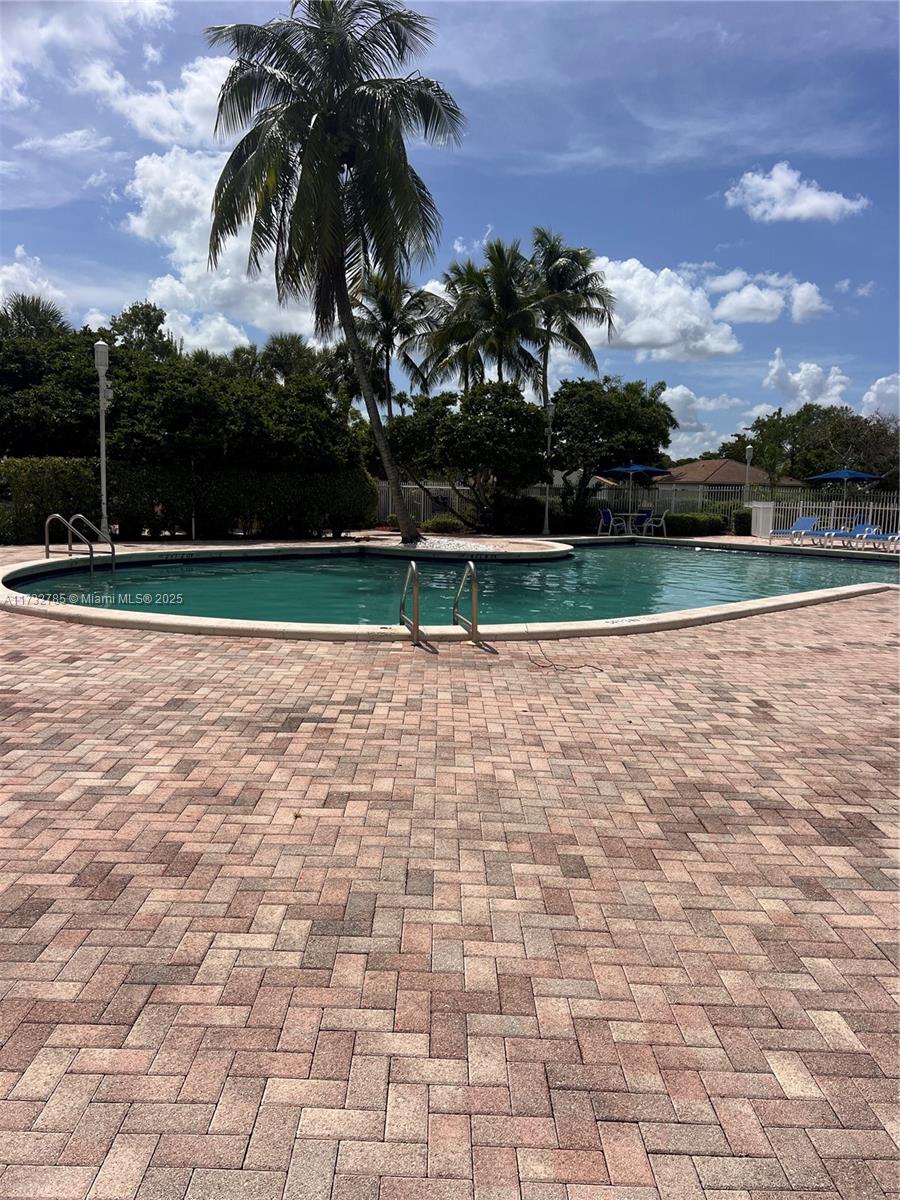 PEMBROKE ISLES - Residential Lease