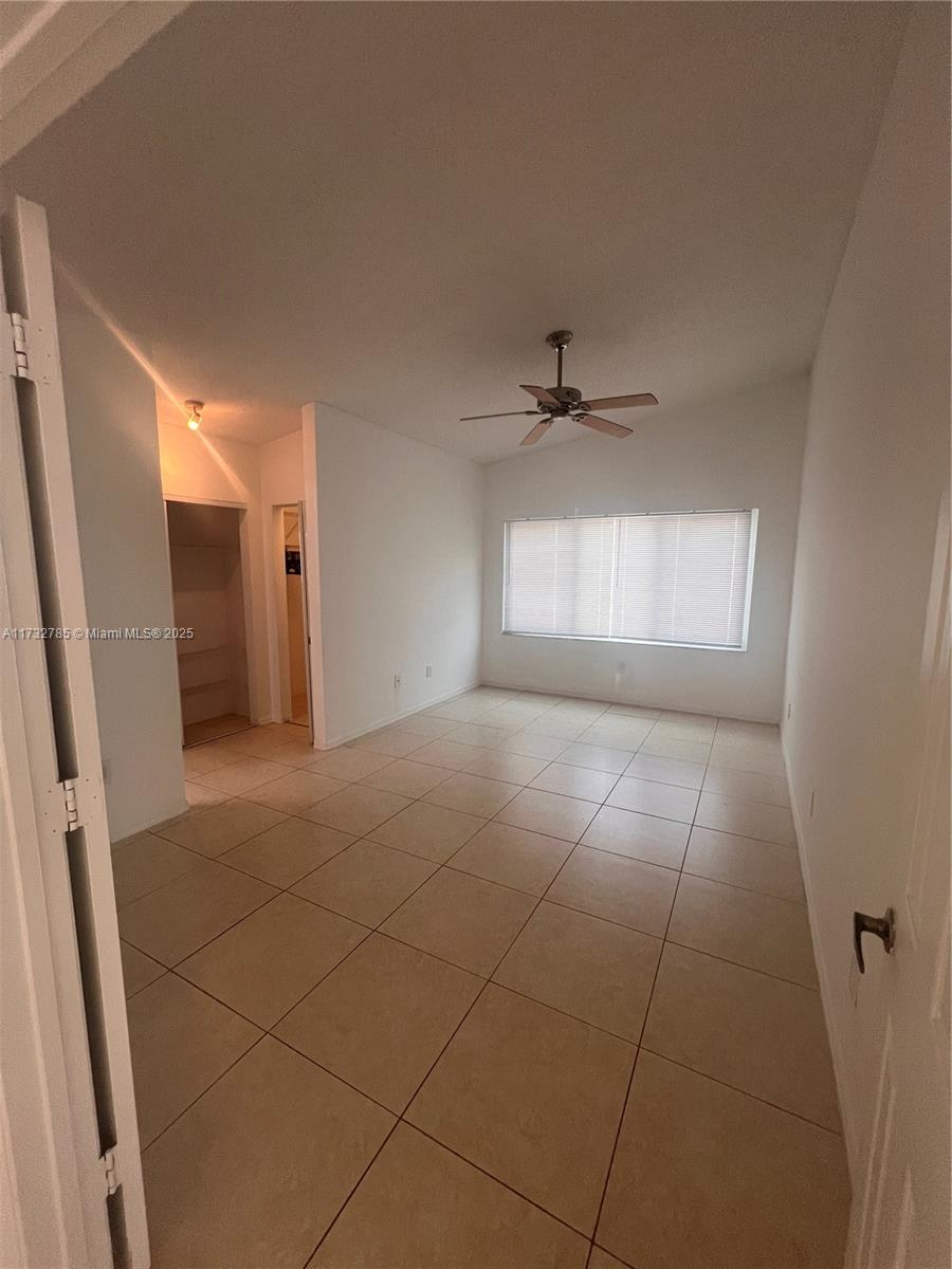 PEMBROKE ISLES - Residential Lease