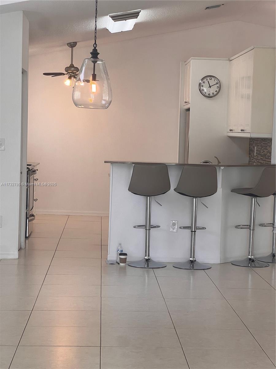 PEMBROKE ISLES - Residential Lease