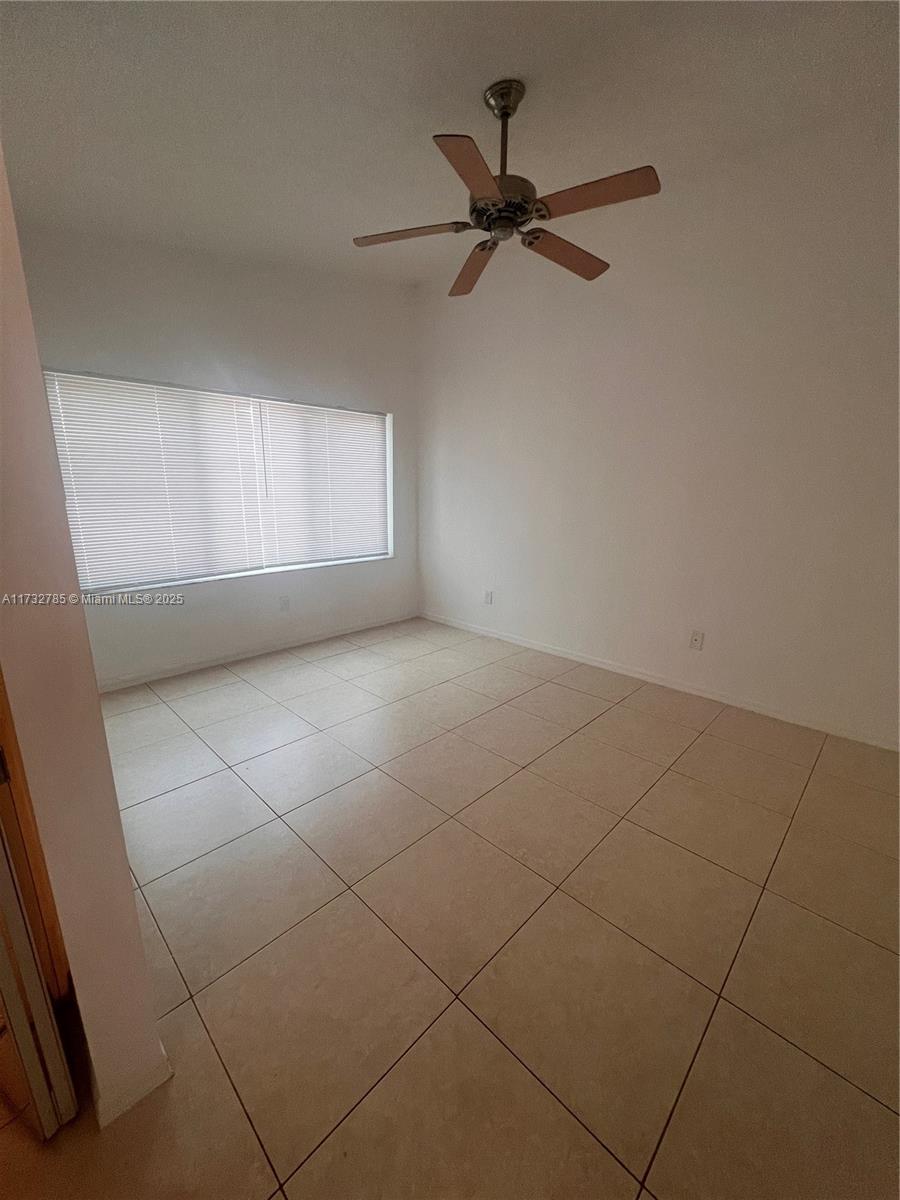 PEMBROKE ISLES - Residential Lease